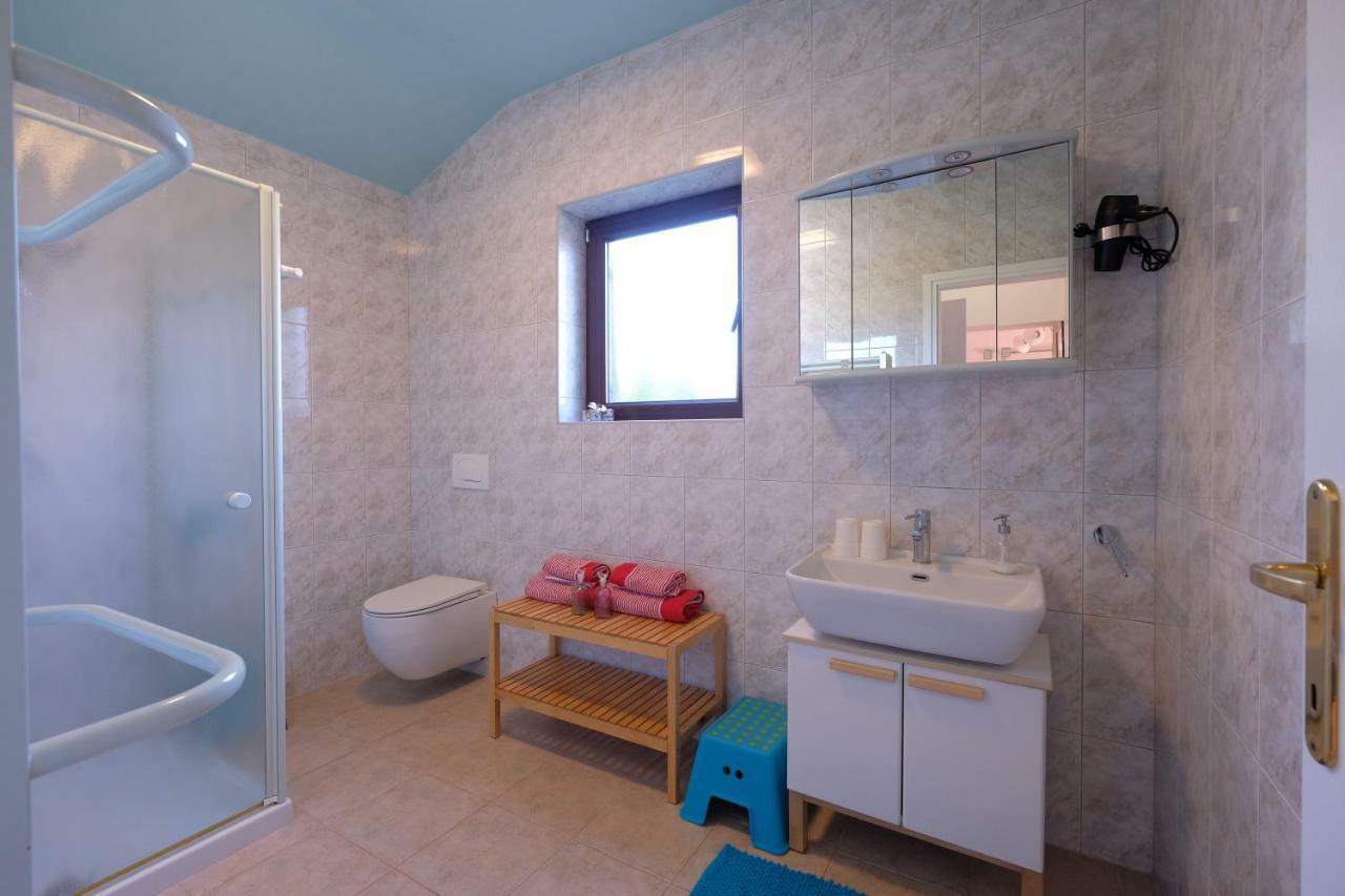 Holiday Home Kipo I Lunja Medulin Exterior photo